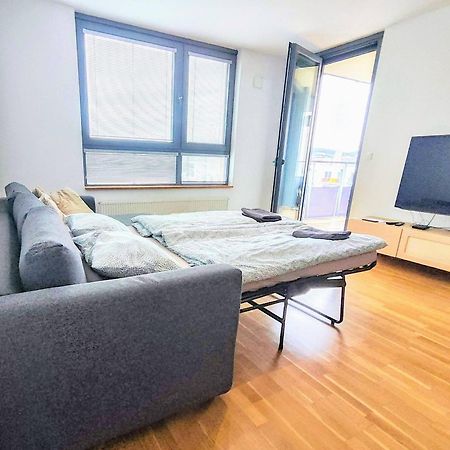 Mills - Free Parking - Balcony With City View - Close To Nivy Mall Bratislava Exterior photo