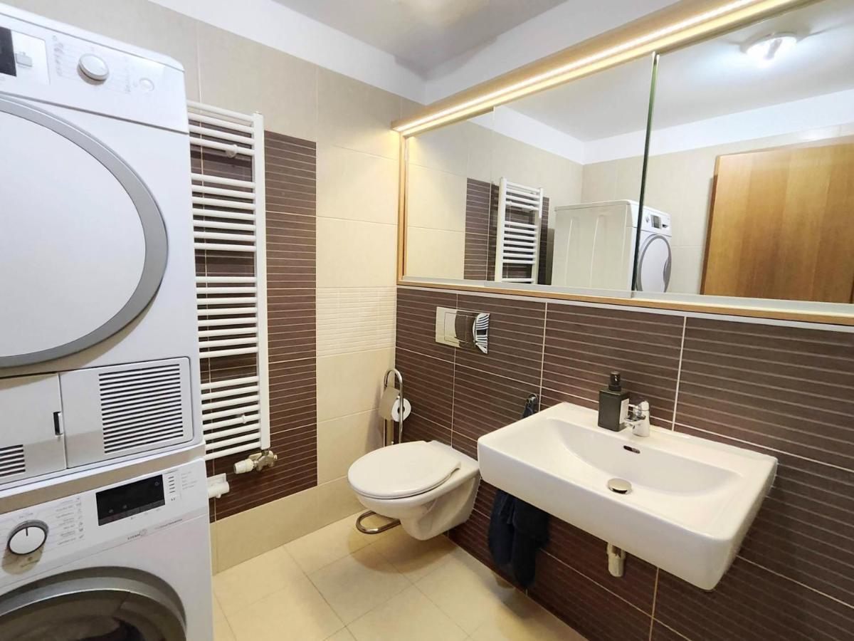 Mills - Free Parking - Balcony With City View - Close To Nivy Mall Bratislava Exterior photo