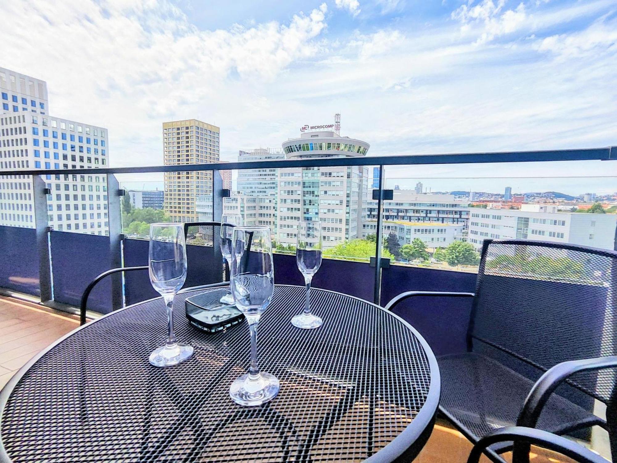 Mills - Free Parking - Balcony With City View - Close To Nivy Mall Bratislava Exterior photo