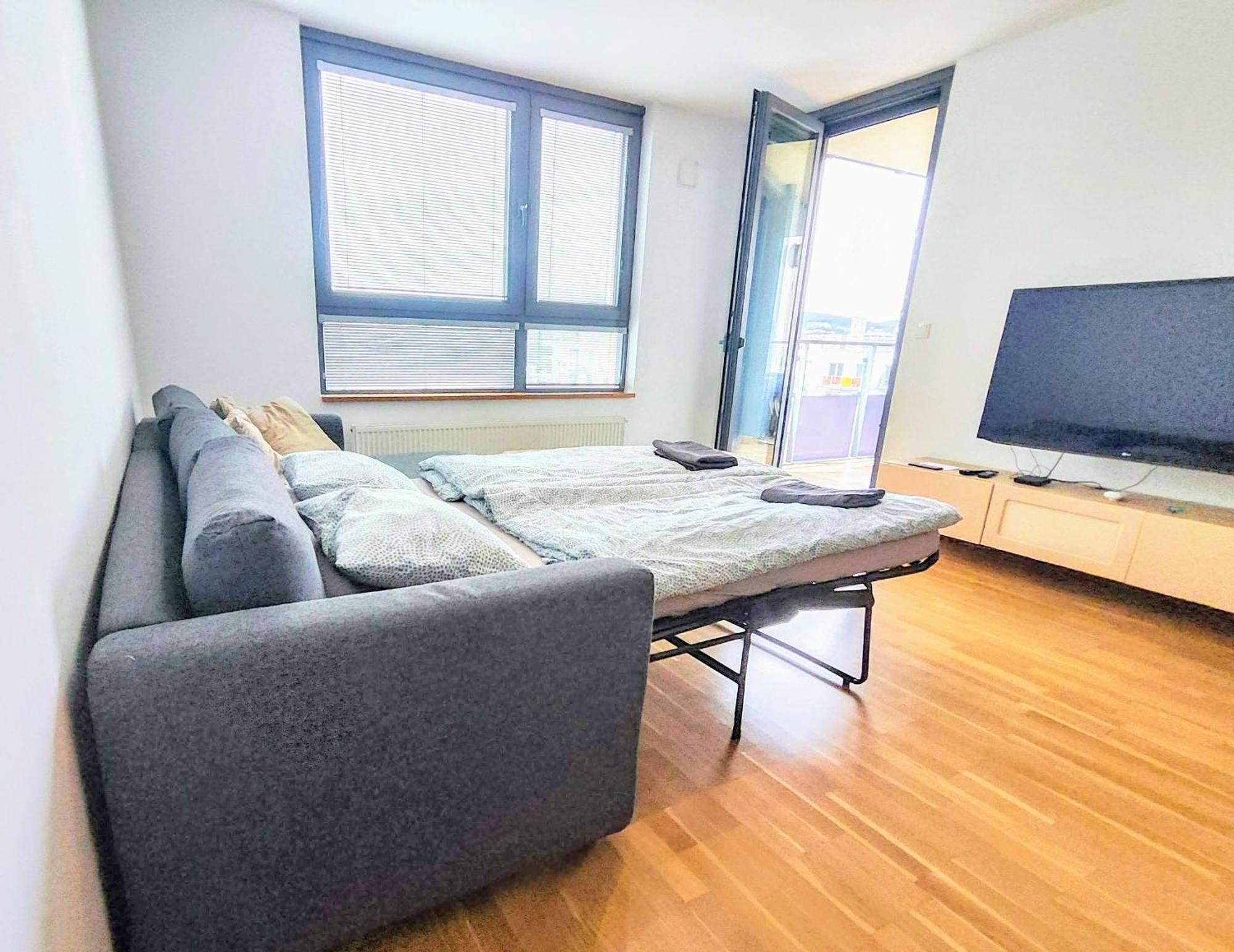 Mills - Free Parking - Balcony With City View - Close To Nivy Mall Bratislava Exterior photo